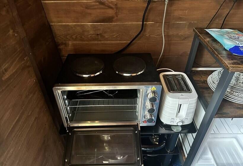 Woodland Camping Pod With Use Of Campsite Bathroom