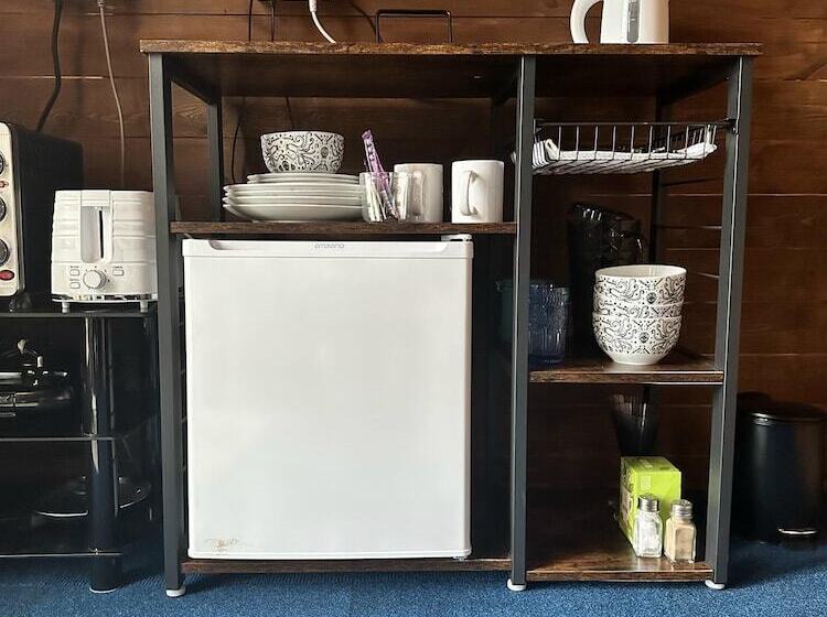 Woodland Camping Pod With Use Of Campsite Bathroom