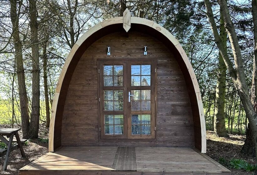 Woodland Camping Pod With Use Of Campsite Bathroom