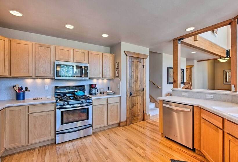 Spacious Angel Fire Home W/ Deck & Resort Perks!