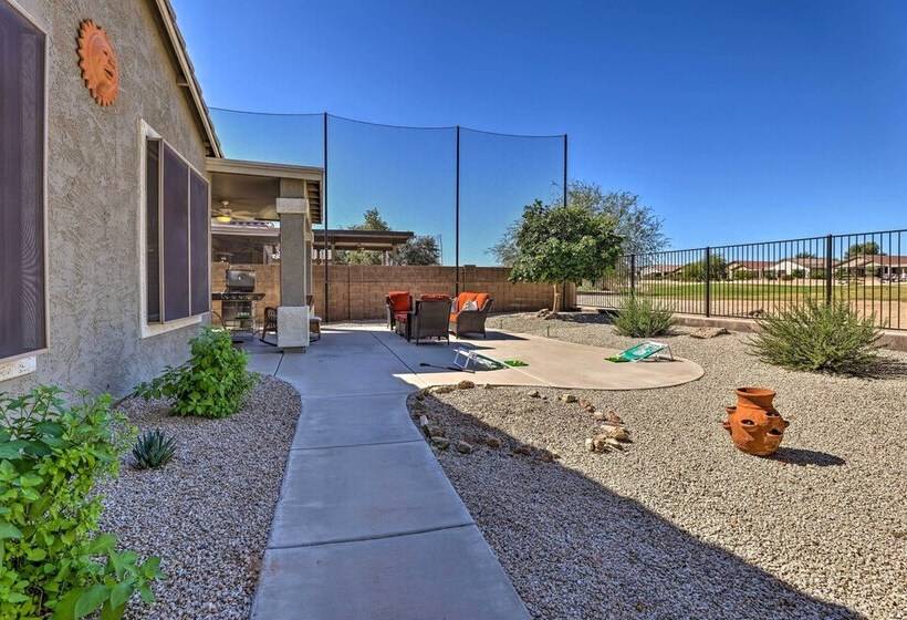 San Tan Valley Home W/ Pool Access & Golf View!