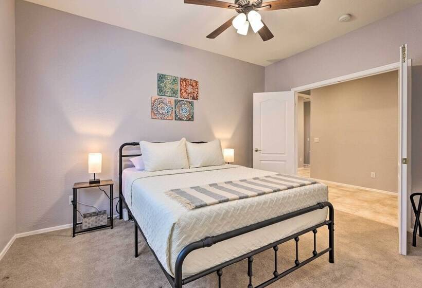 San Tan Valley Home W/ Pool Access & Golf View!