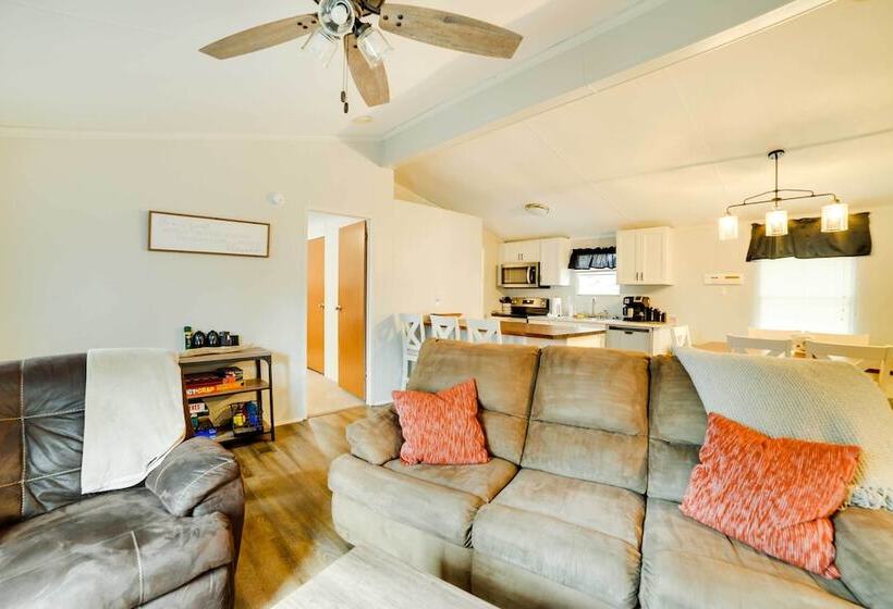 Kentucky Lakeside Home W/ Deck 20 Mi To Lbl!