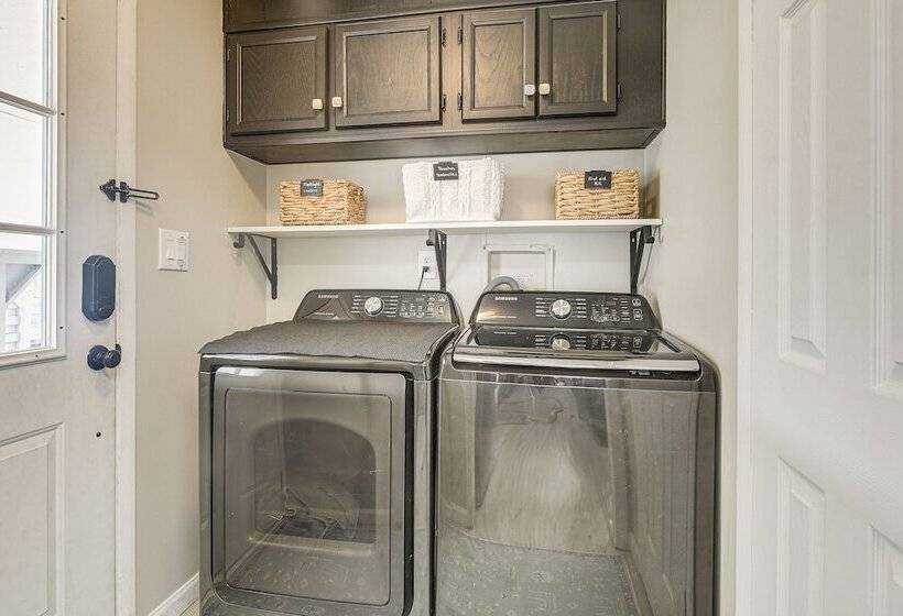 Deck & Pool Access: Myrtle Beach Getaway