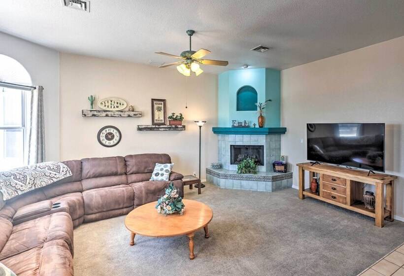 Lake Havasu City Abode W/ Pool + Mountain Views!