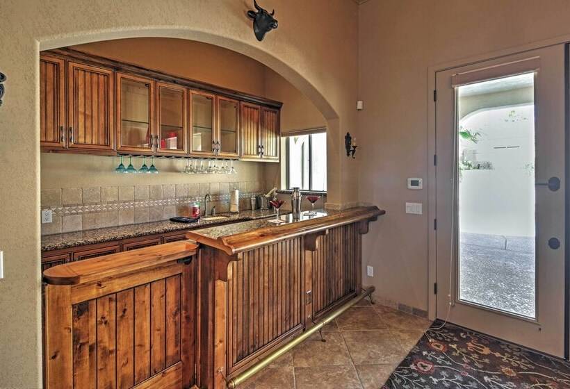 Lake Havasu City Paradise W/ Private Pool & Patio!