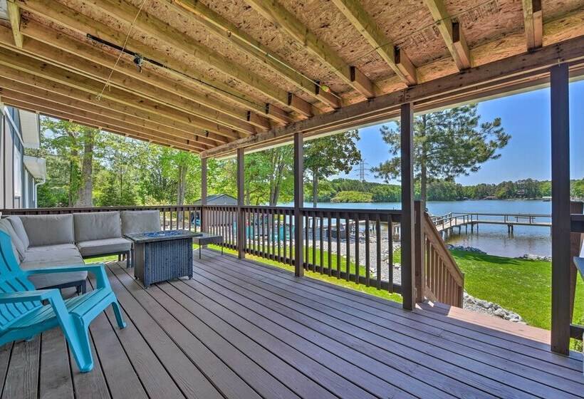 Lakefront Retreat W/ Kayaks & Paddleboards!