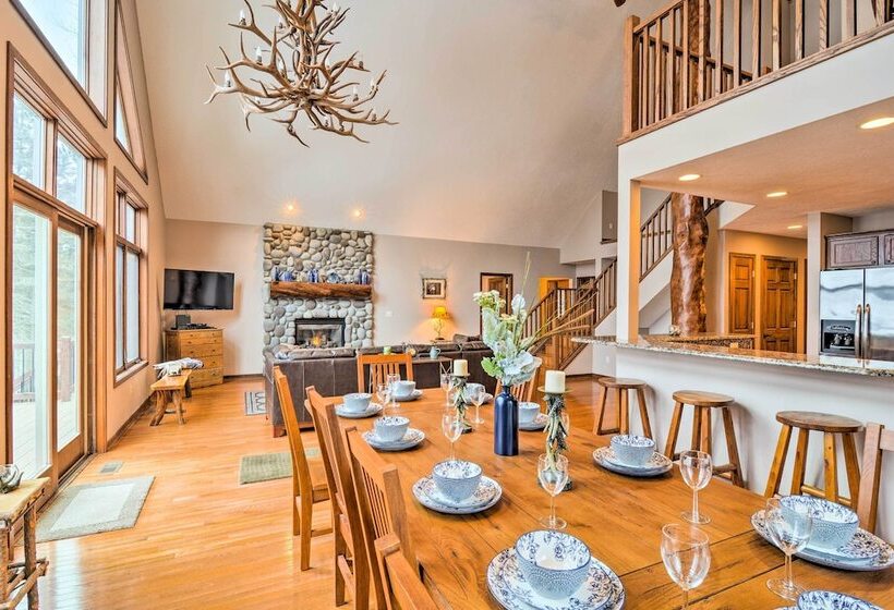 Lakefront Roscommon Home W/ Game Room & Dock!