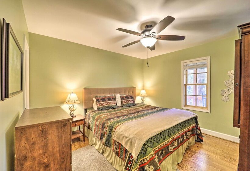 Golf & Resort Amenities: Newland Mountain Cabin