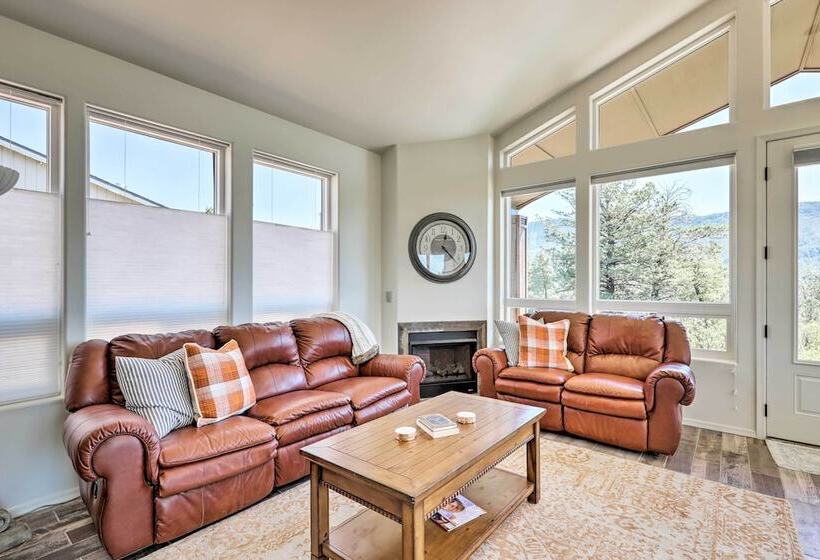 Hot Tub, Deck & Mtn View: Lavish Cabin In Pine!