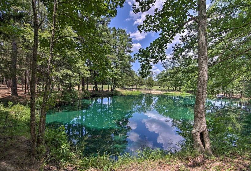 Little Lucky Star  W/ Pond, Boat & Pasture View!