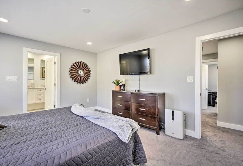 Long Branch Getaway: Grill, 1 Block To Beach!