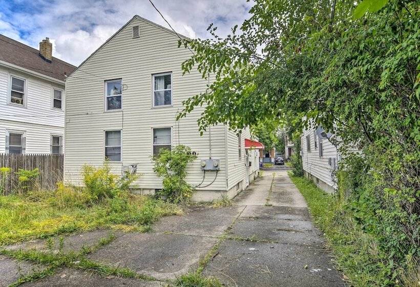 Lovely Buffalo Home, 21 Mi To Niagara Falls