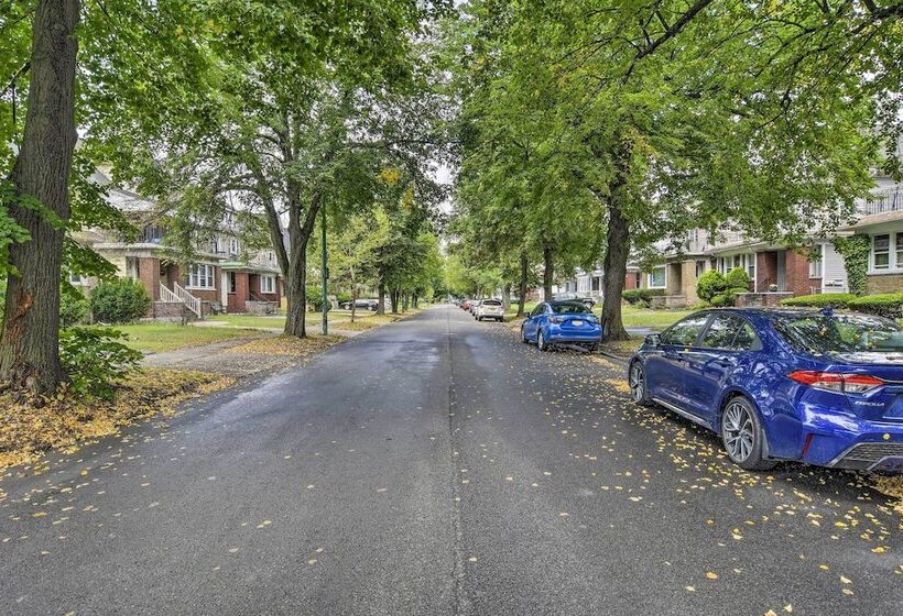 Lovely Buffalo Home, 21 Mi To Niagara Falls