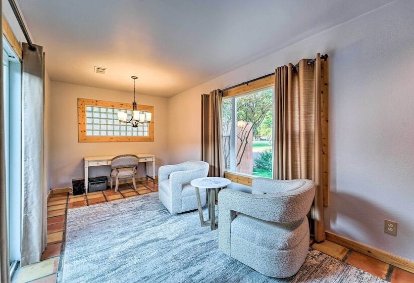 Lovely Lubbock Home W/ Furnished Deck & Grill