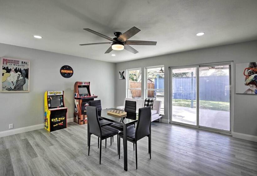 Richardson Home W/ Hot Tub ~ 17 Mi To Dallas!