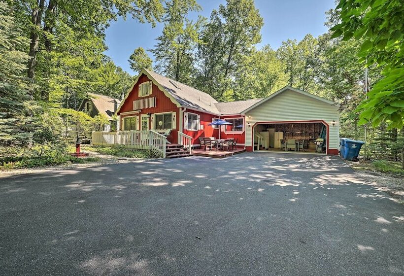Lovely Roscommon Cabin < 3 Mi To Higgins Lake!