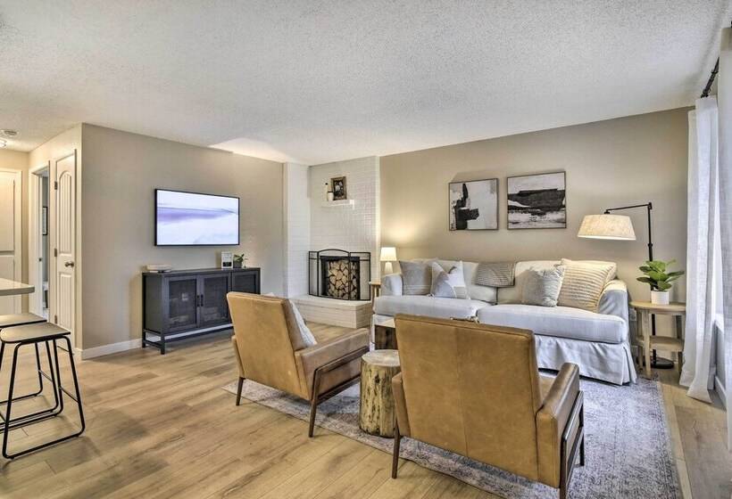 Lovely Vancouver Retreat W/ Home Gym!