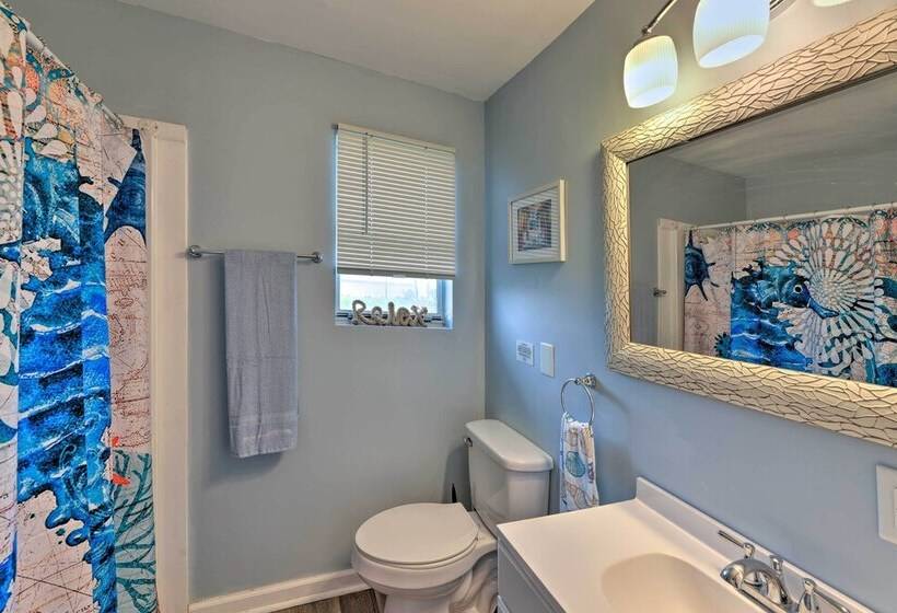 Luxe  Cozy Crab Shack  W/ Porch In Indian Beach!