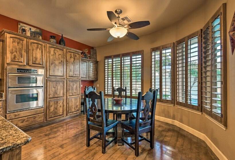 Luxe Gilbert Home W/ Heated Pool + Putting Green!