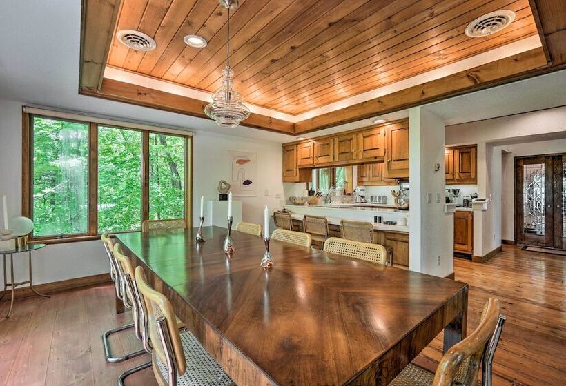 Luxe Plymouth Chalet W/ Indoor Pool & 3 Decks!