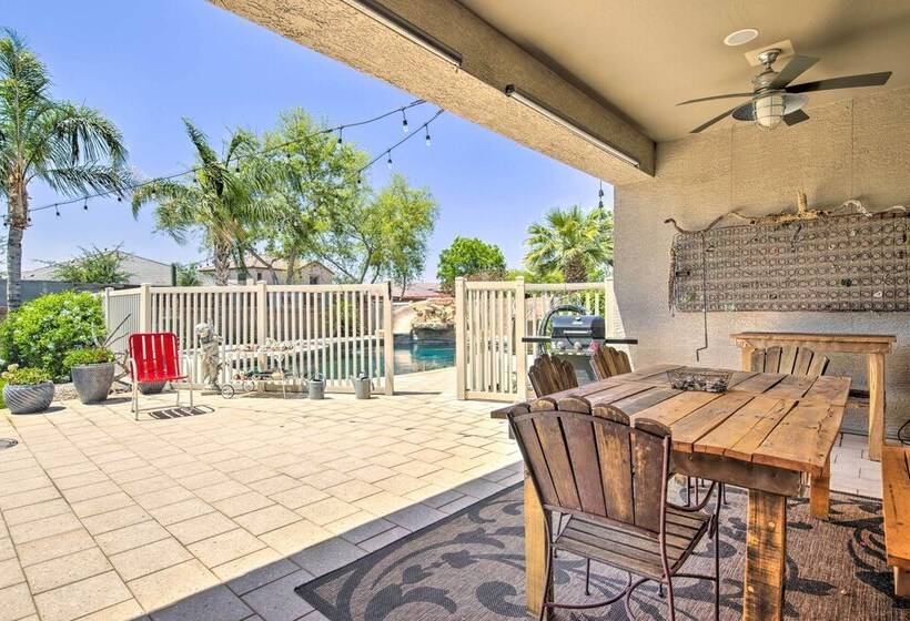Luxe Queen Creek Escape: Private Pool + Yard!