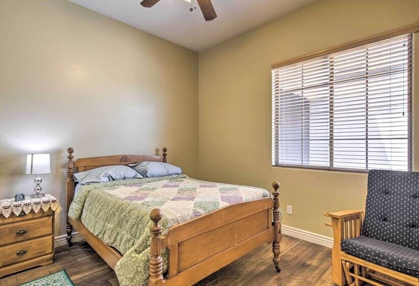 Luxe Queen Creek Escape: Private Pool + Yard!