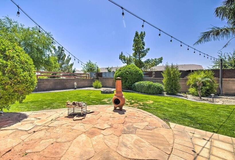 Luxe Queen Creek Escape: Private Pool + Yard!