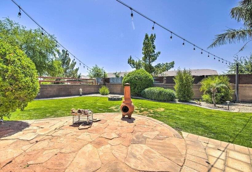 Luxe Queen Creek Escape: Private Pool + Yard!