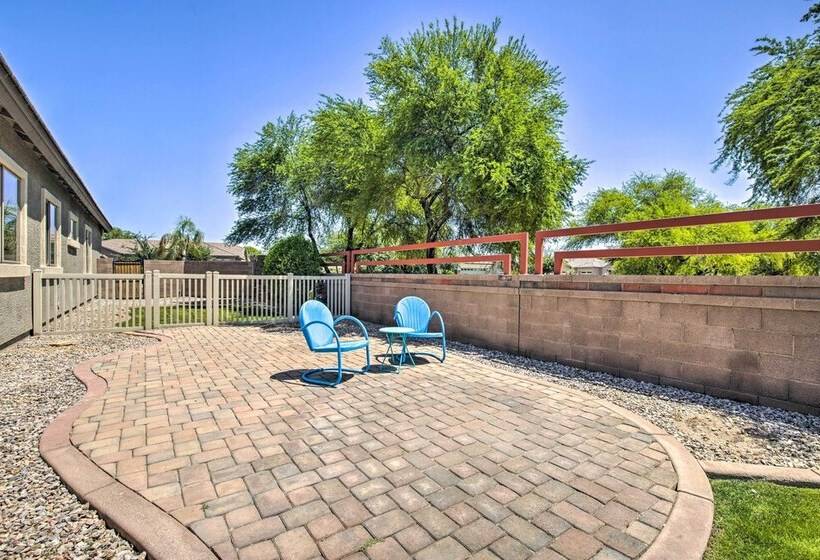 Luxe Queen Creek Escape: Private Pool + Yard!
