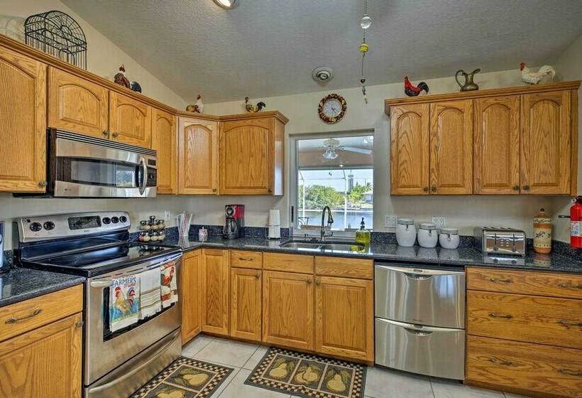 Luxury Cape Coral Home W/ Pool & Canal Views