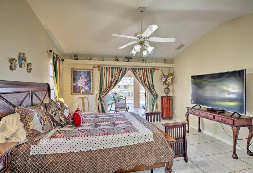 Luxury Cape Coral Home W/ Pool & Canal Views