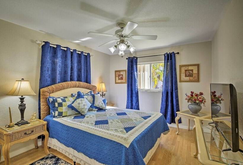 Luxury Cape Coral Home W/ Pool & Canal Views