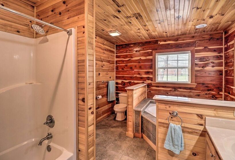 Marfly Retreat    Remote White River Getaway!