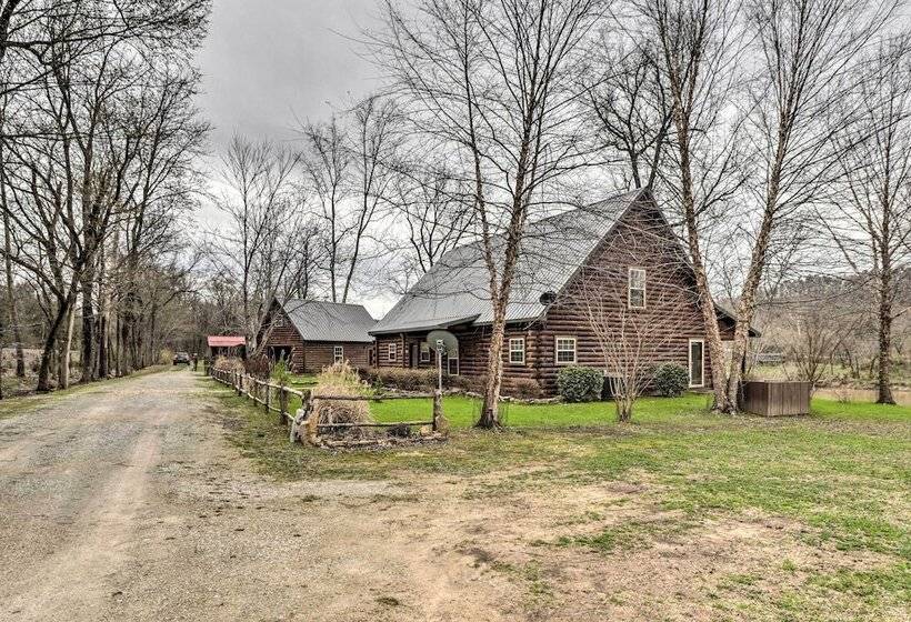 Marfly Retreat    Remote White River Getaway!