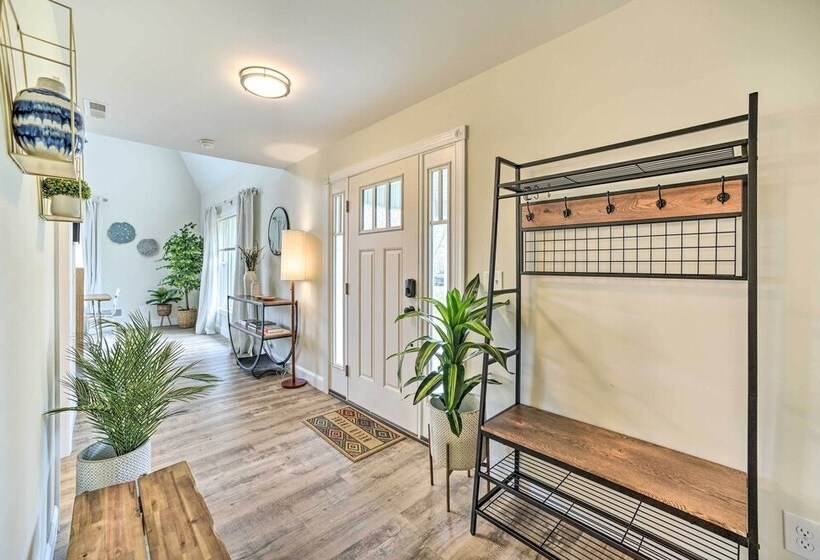 Modern Chic Athens Home   Fish, Ski & Swim!