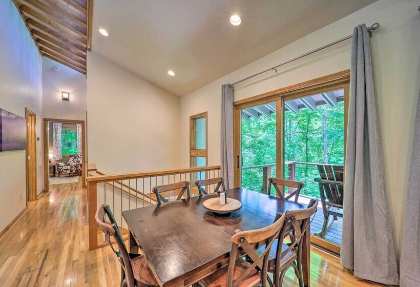 Modern Lenoir Mtn Retreat: 9 Acres, Fire Pit!