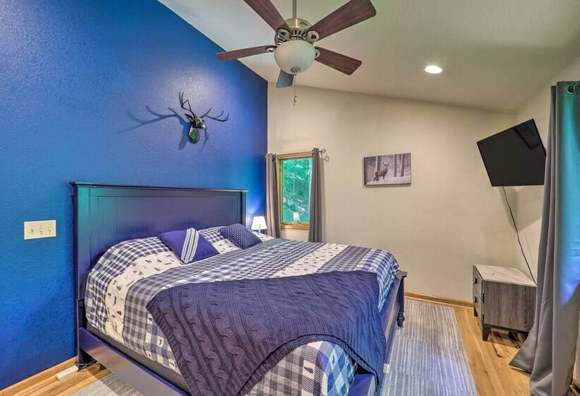 Modern Lenoir Mtn Retreat: 9 Acres, Fire Pit!