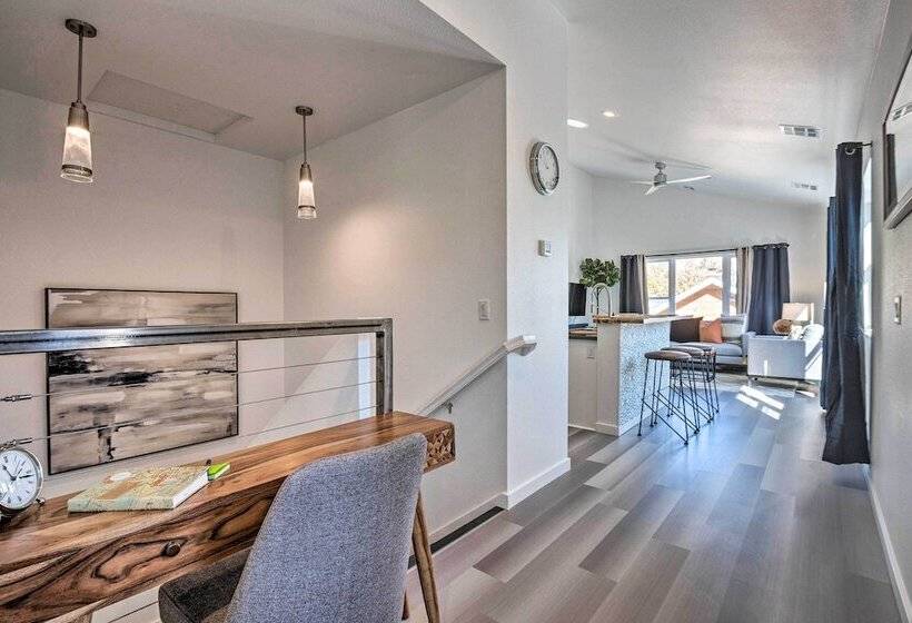 Ski, Hike, Bike: Modern Midtown Reno Retreat!