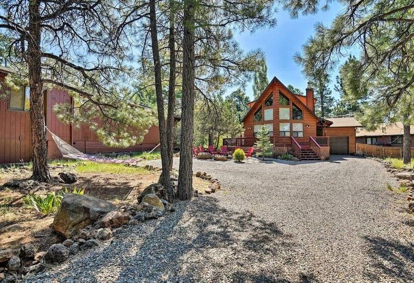 Updated & Modern Munds Park Home W/ Fire Pit!