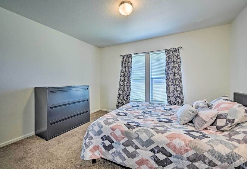 Modern Prescott Valley Home On 2 Acres!