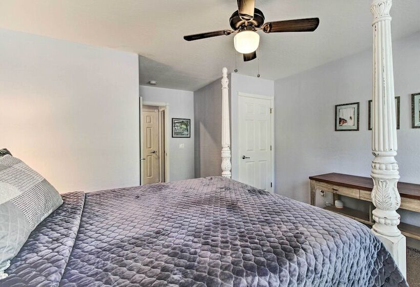 Modern Show Low Cabin Retreat W/ Deck & Grill