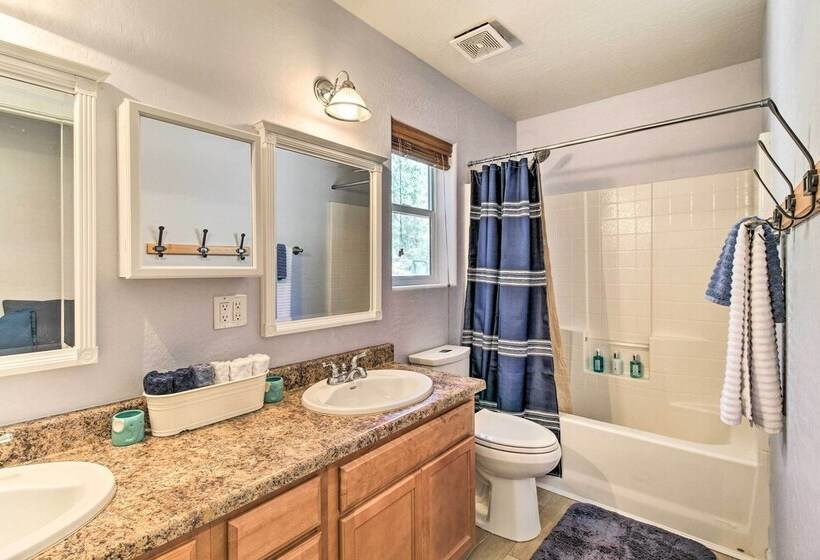 Modern Show Low Cabin Retreat W/ Deck & Grill