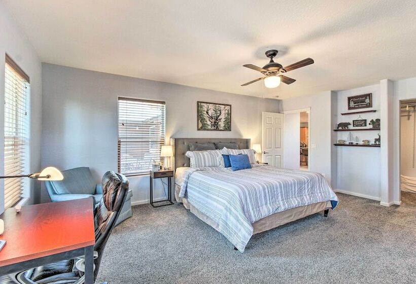 Modern Show Low Cabin Retreat W/ Deck & Grill