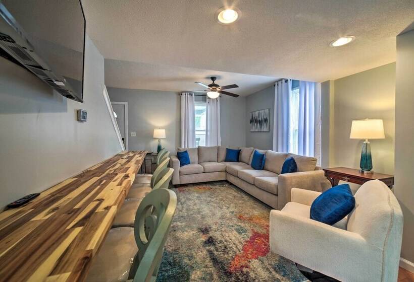 Morgantown Home W/ Deck ~ 2 Mi To Wv University!