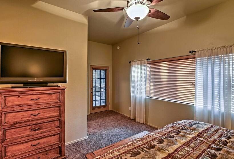 Mountain Cabin Retreat W/ Game Room, Patio & Views