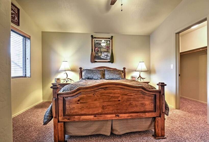 Mountain Cabin Retreat W/ Game Room, Patio & Views