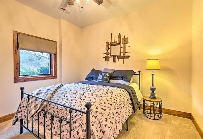 Mountain Cabin W/ Fire Pit, Walk To Golf & Fishing