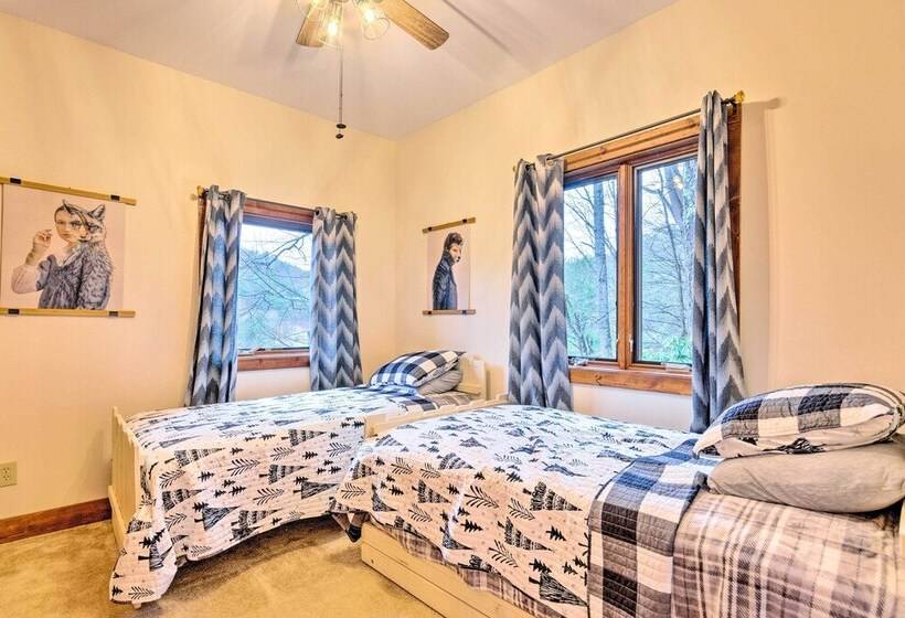 Mountain Cabin W/ Fire Pit, Walk To Golf & Fishing