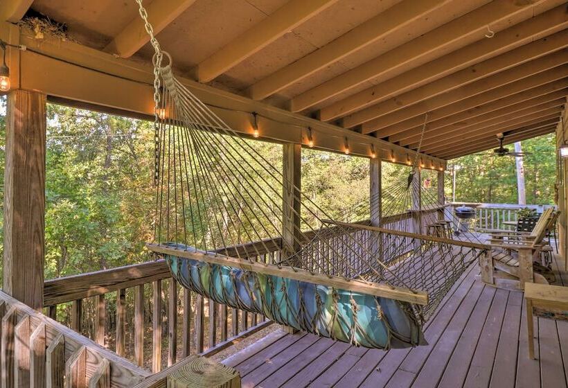 Mountain View Cabin W/ Wraparound Deck!